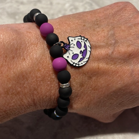 Halloween Cat Bracelet - Picture 2 of 2